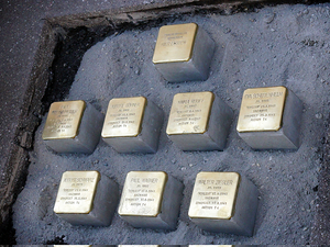 Stolpersteine05.jpg  